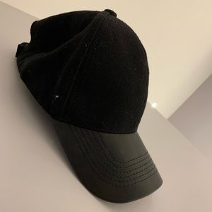 Danier leather/wool baseball cap